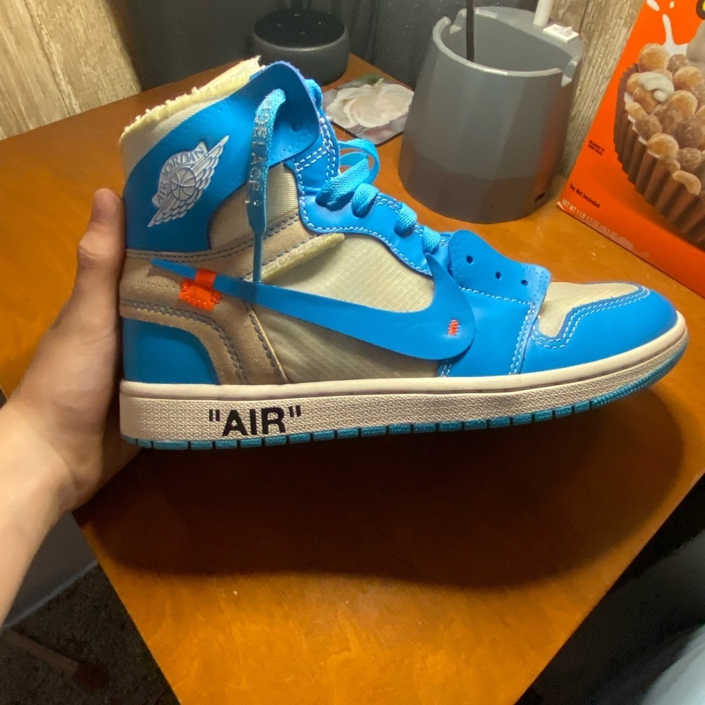 Jordan 1 off-white unc